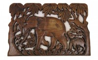 Панно "Слониха со слоненком" h30 L45 см 